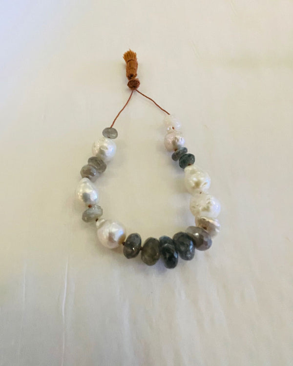 Freshwater Baroque Pearl and Labrodorite Bracelet